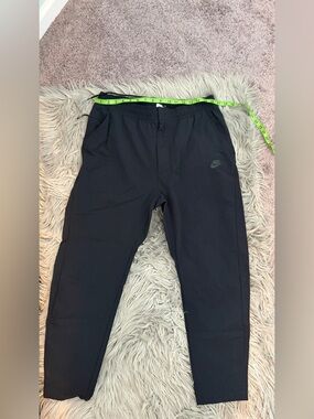 Men’s Nike pants